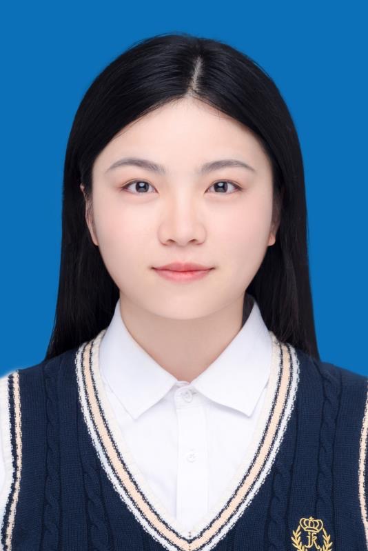 李英华